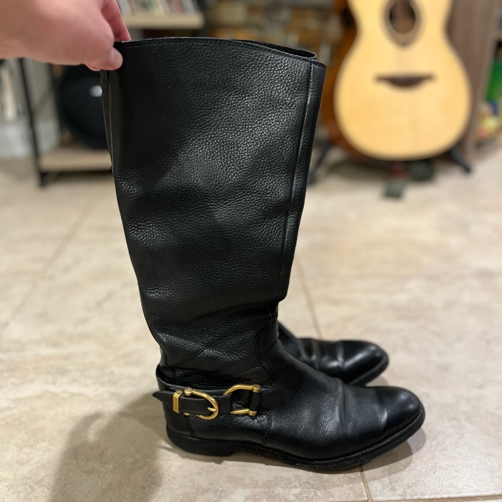 Burberry leather riding boots